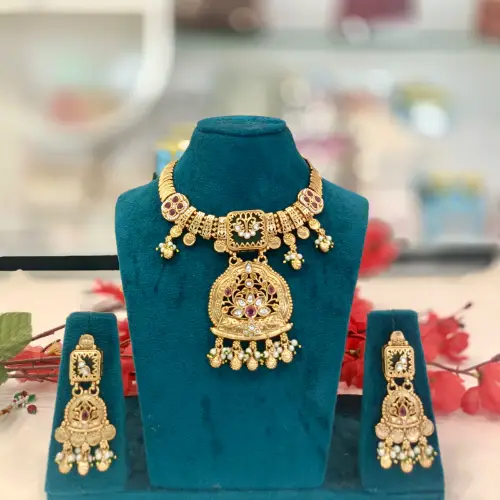 Heritage — Necklace, RW1074